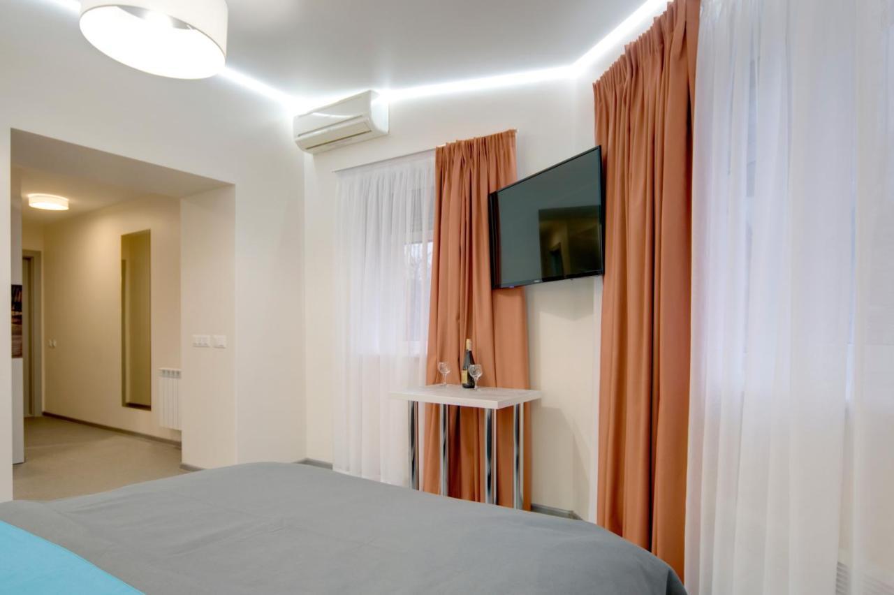 Arena Summit Apart Hotel キエフ エクステリア 写真